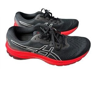 ASIC’s men’s Black/Electric Red Kayano gel Nimbus running gym shoes. Size 10